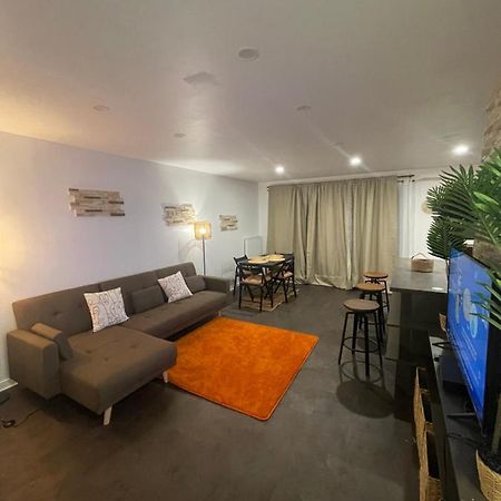 Superbe Appartement Avec Boxe Proche De Paris Pierrefitte-sur-Seine Exteriör bild