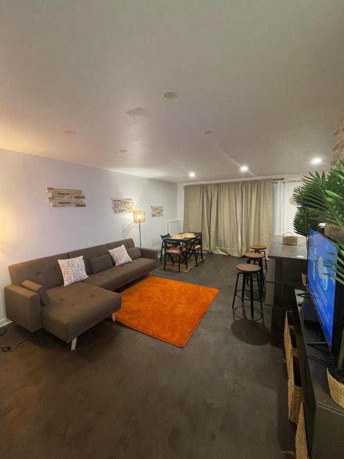 Superbe Appartement Avec Boxe Proche De Paris Pierrefitte-sur-Seine Exteriör bild