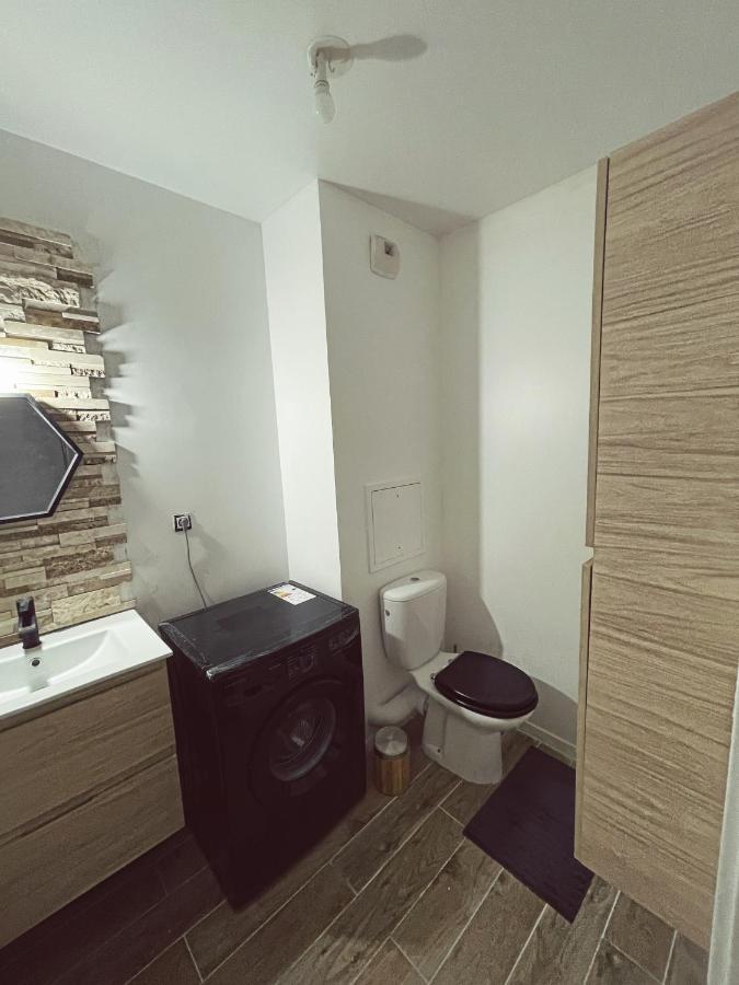 Superbe Appartement Avec Boxe Proche De Paris Pierrefitte-sur-Seine Exteriör bild