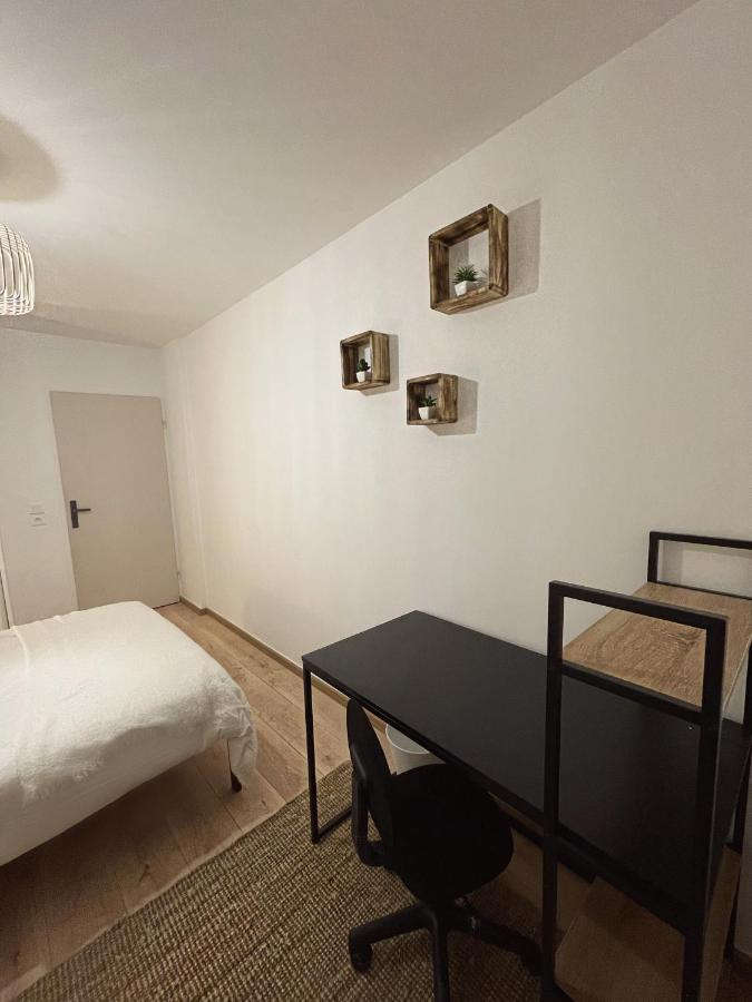 Superbe Appartement Avec Boxe Proche De Paris Pierrefitte-sur-Seine Exteriör bild