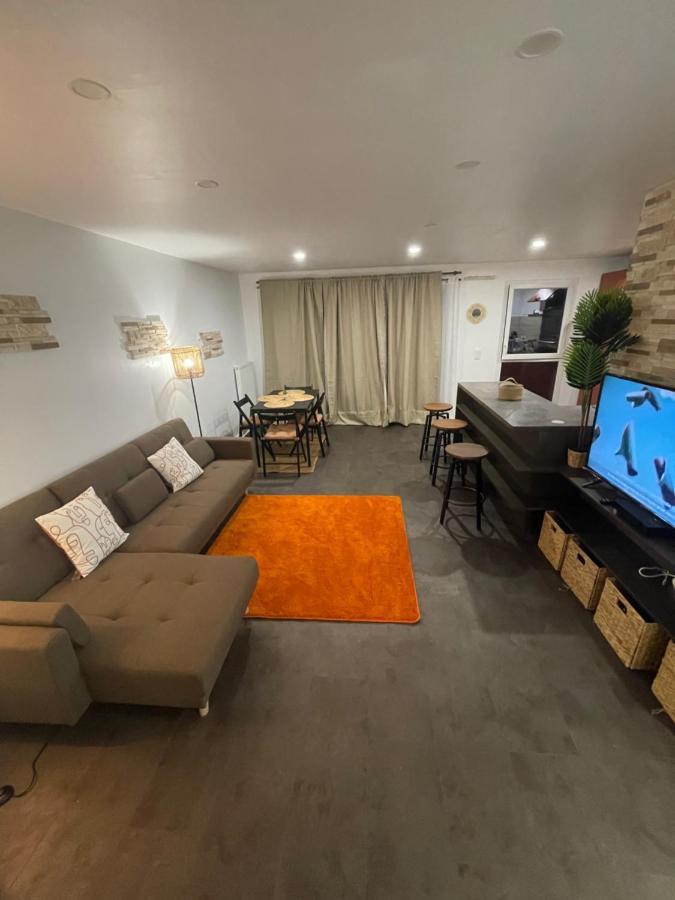 Superbe Appartement Avec Boxe Proche De Paris Pierrefitte-sur-Seine Exteriör bild